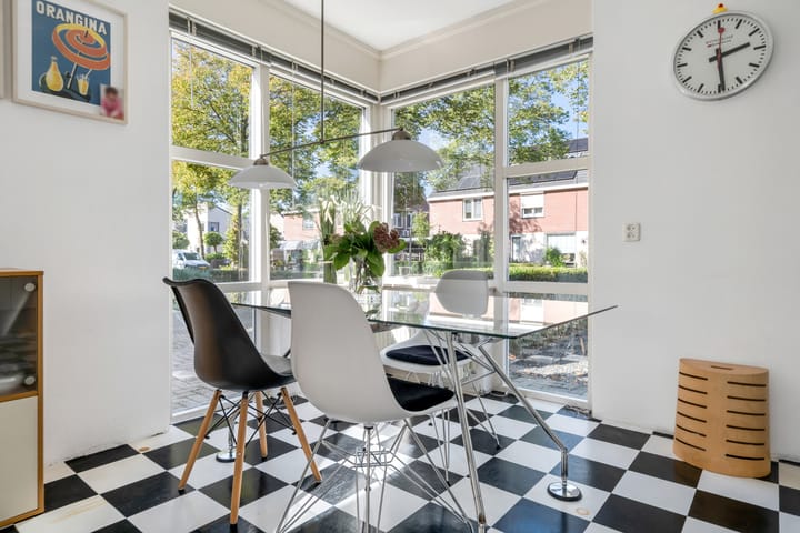 Photo 20 of Thérèse Schwartzelaan 8