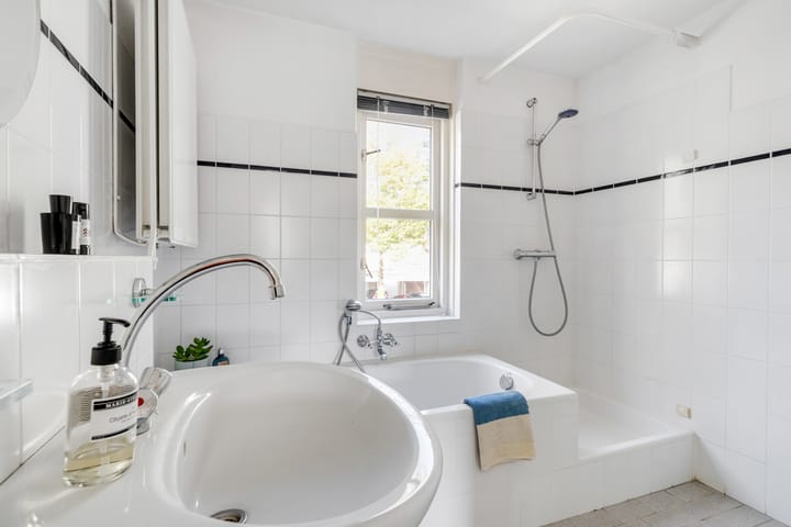 Photo 37 of Thérèse Schwartzelaan 8