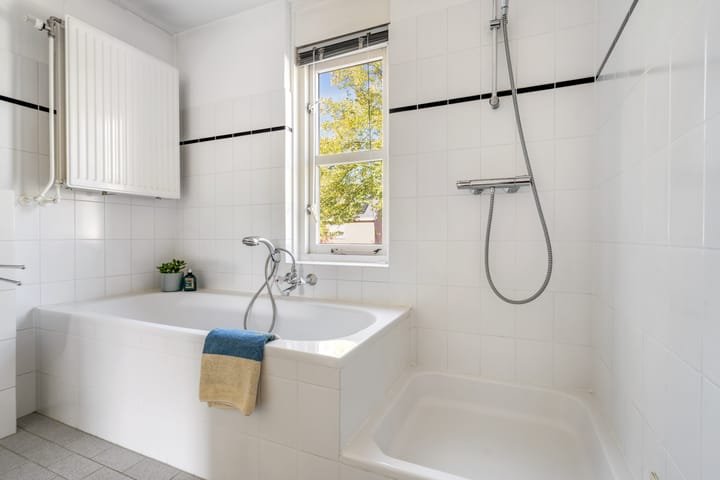 Photo 39 of Thérèse Schwartzelaan 8