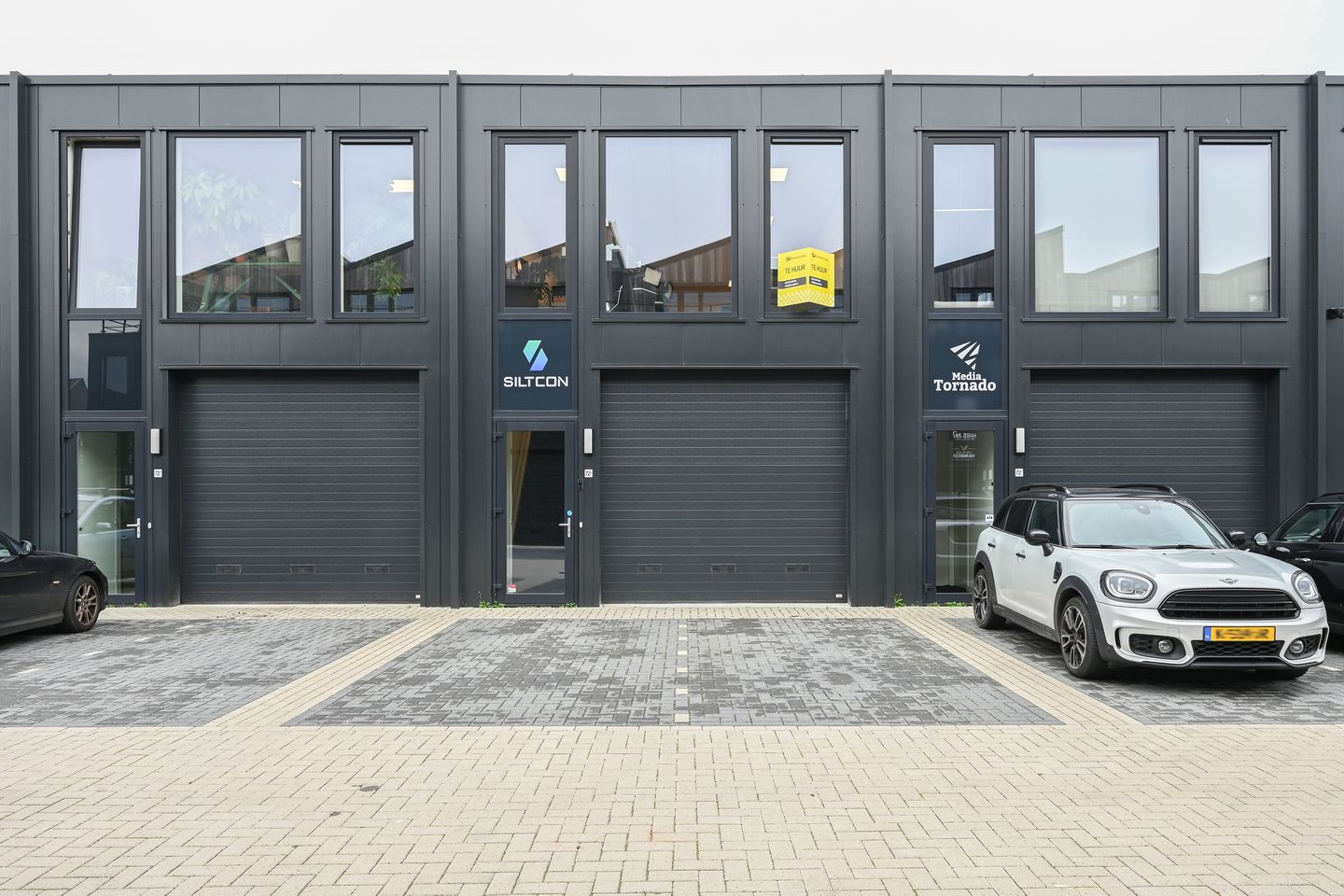 View photo 1 of Havenstraat 72-d