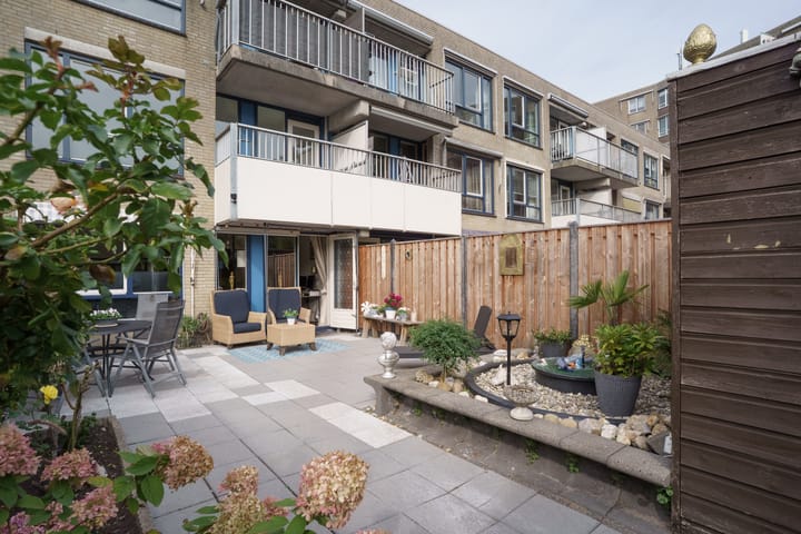 Foto 16 van Aletta Jacobsstraat 32