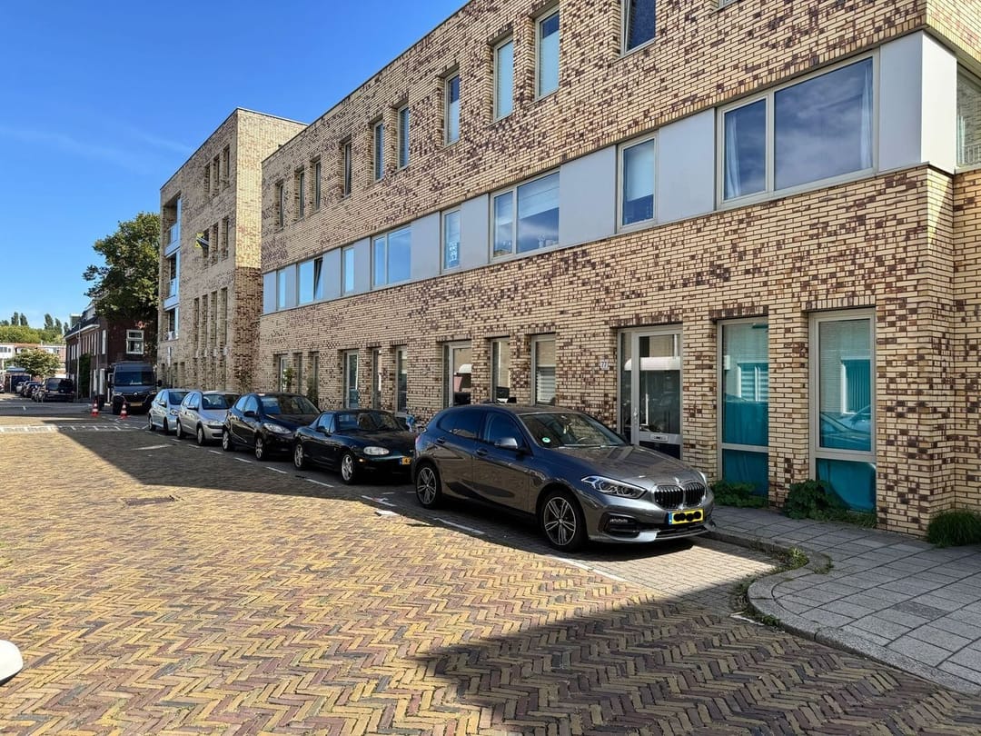 Photo 1 of Blois van Treslongstraat 81