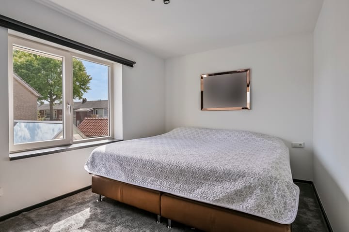 Foto 21 van Margrietlaan 13