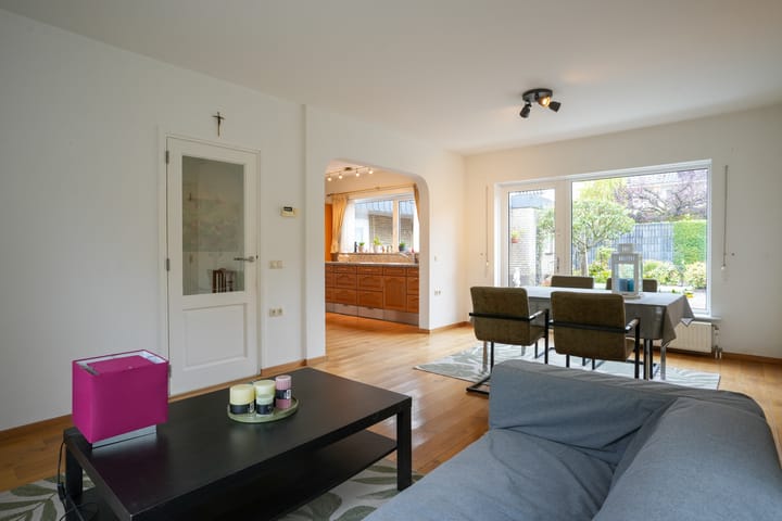 Photo 4 of Schoolstraat 13