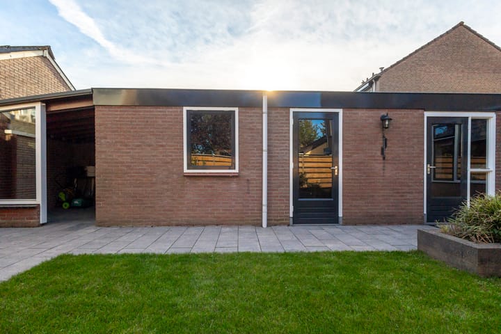 Foto 37 van Hasselmanstraat 6