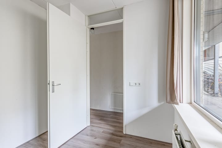 Foto 8 van Berlagestraat 86