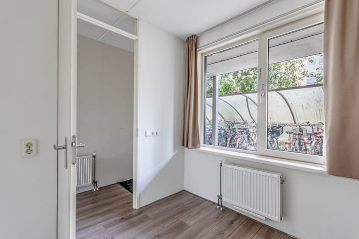 Foto 9 van Berlagestraat 86