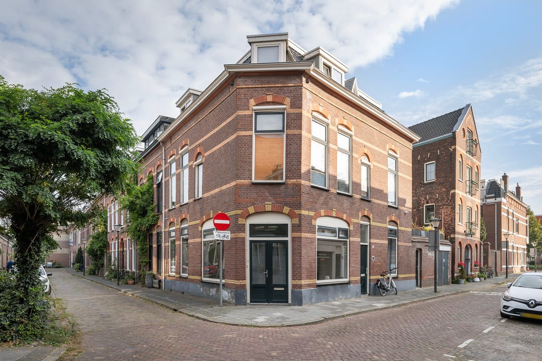 Photo 1 of Oosterstraat 89