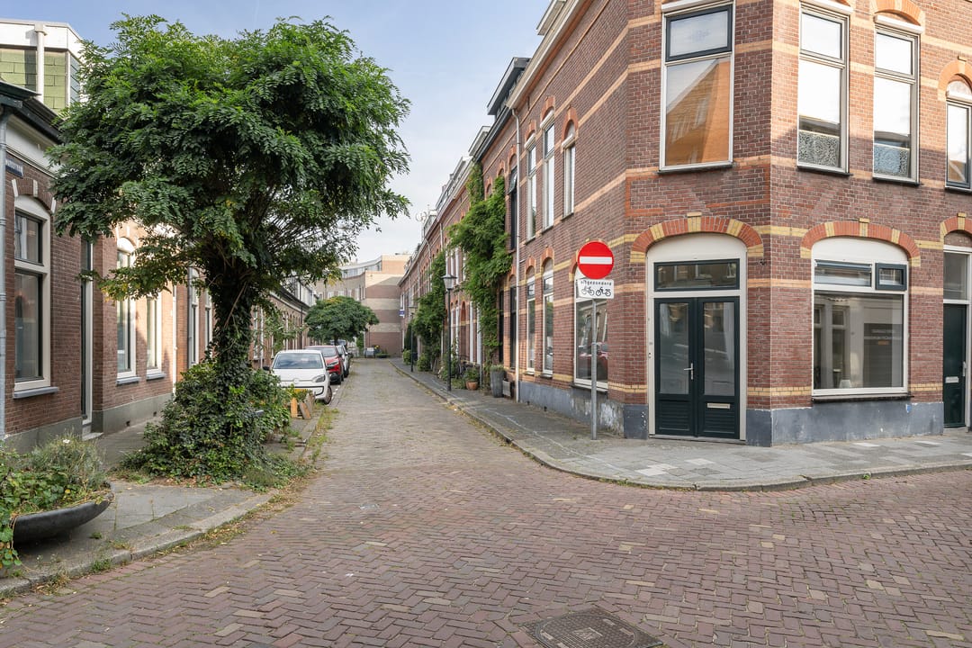 Photo 8 of Oosterstraat 89