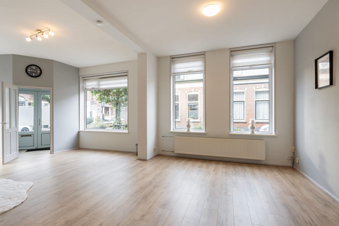 Photo 17 of Oosterstraat 89