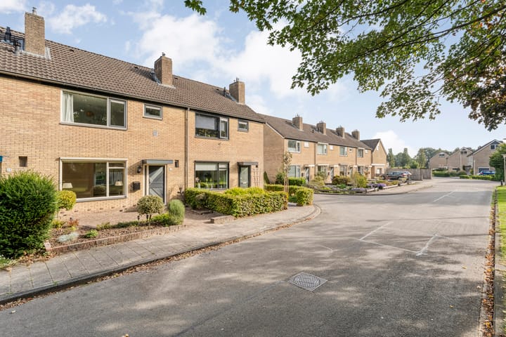 Foto 4 van E E G laan 25