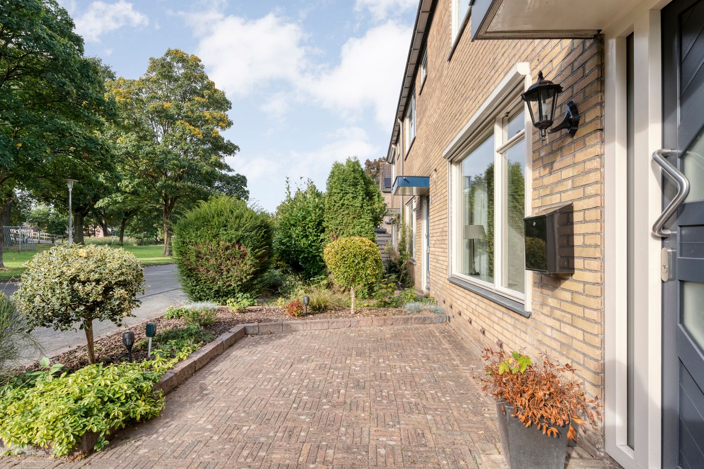 Foto 5 van E E G laan 25