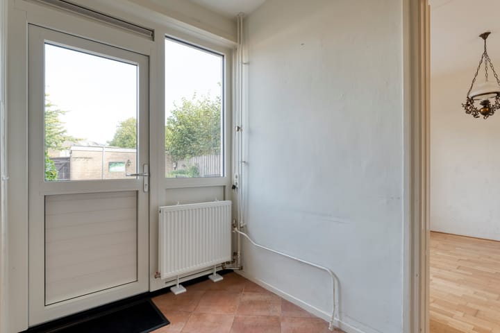 Foto 15 van E E G laan 25