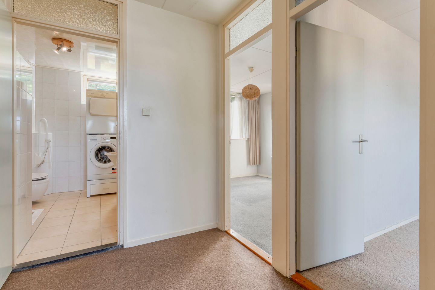 Foto 29 van E E G laan 25