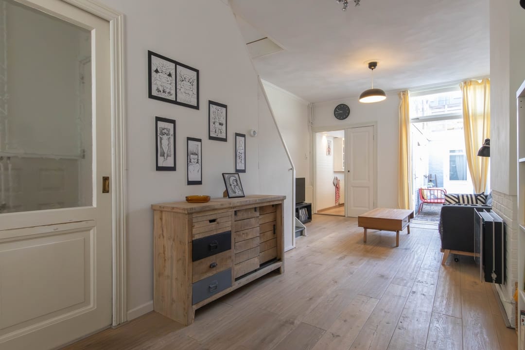 Foto 8 van Van der Woudestraat 55