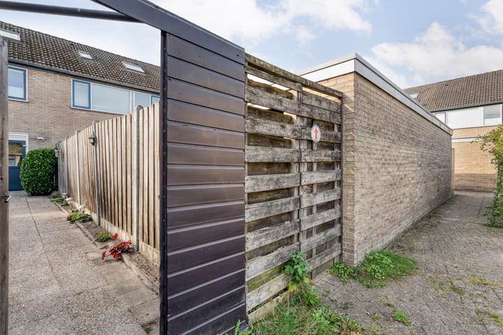 Foto 42 van E E G laan 25