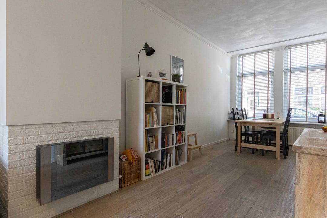 Foto 13 van Van der Woudestraat 55