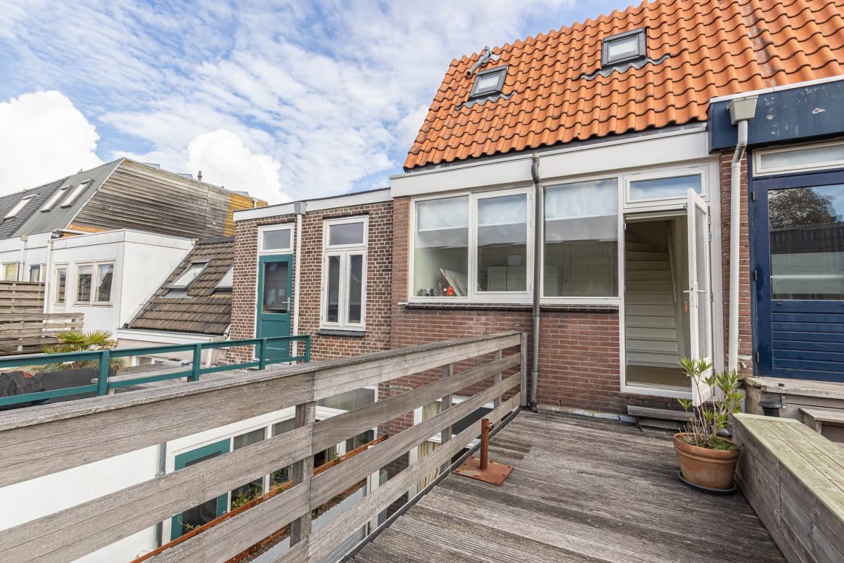 Foto 40 van Van der Woudestraat 55