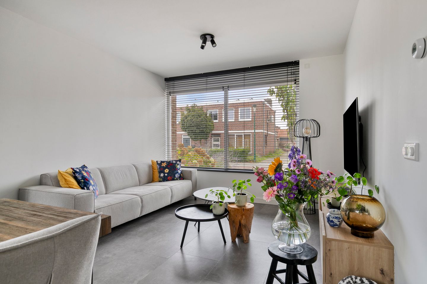 Foto 4 van Kamillestraat 11