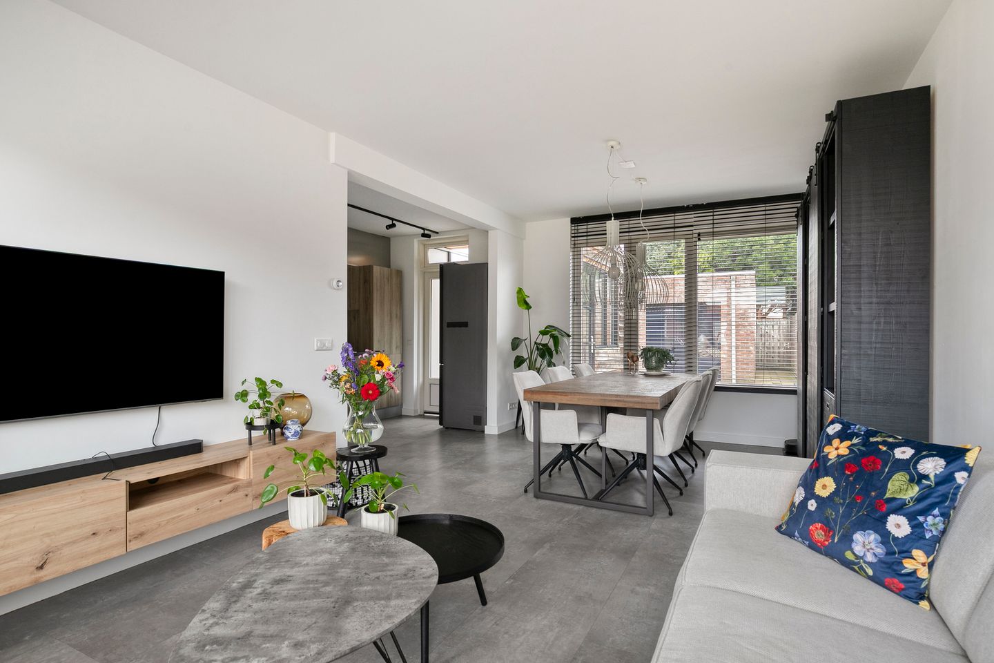 Foto 5 van Kamillestraat 11