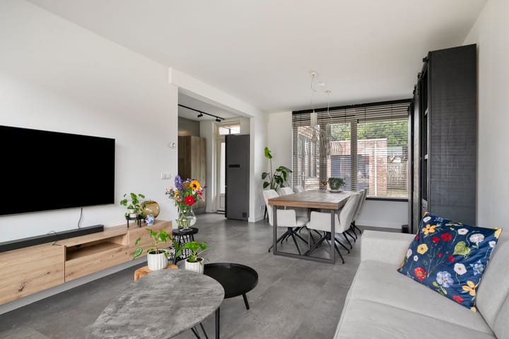 Foto 5 van Kamillestraat 11