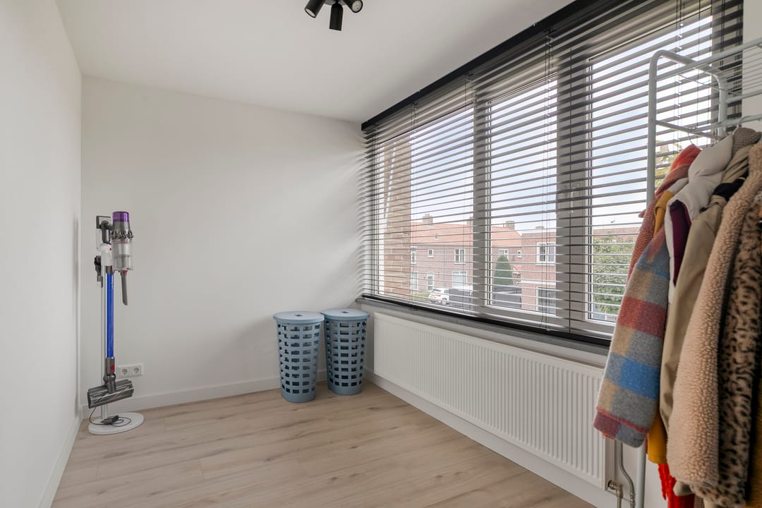 Foto 13 van Kamillestraat 11