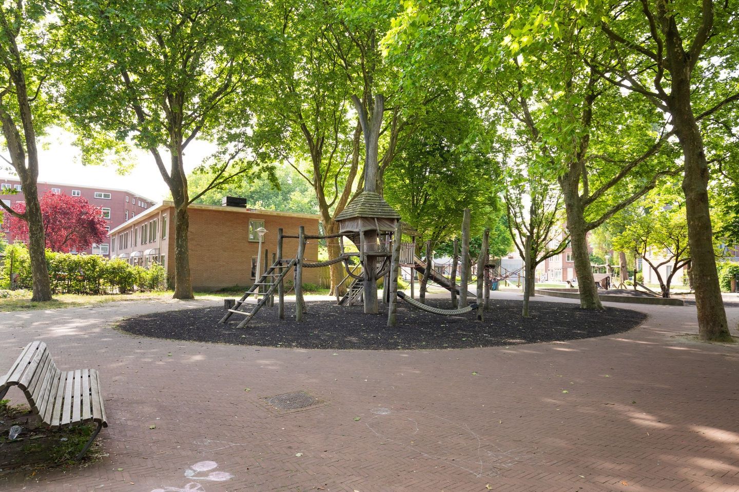 Foto 25 van Lucellestraat 26-1