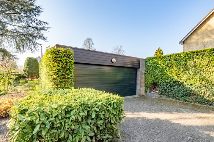 Photo 37 of Binnenweg 47