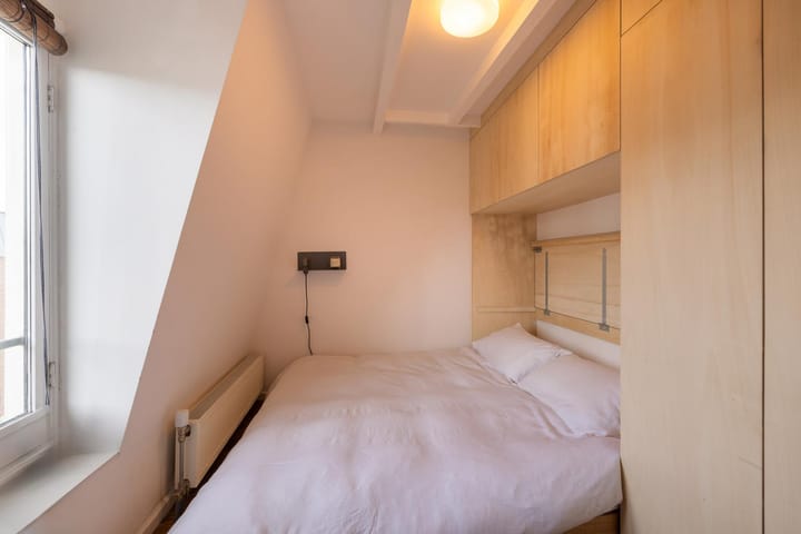 Foto 22 van Van Beuningenstraat 207-3