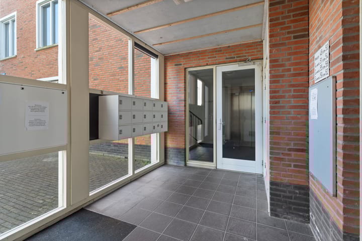 Photo 7 of Hongarijehof 55