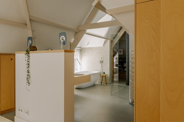 Foto 35 van De Ruyterstraat 9