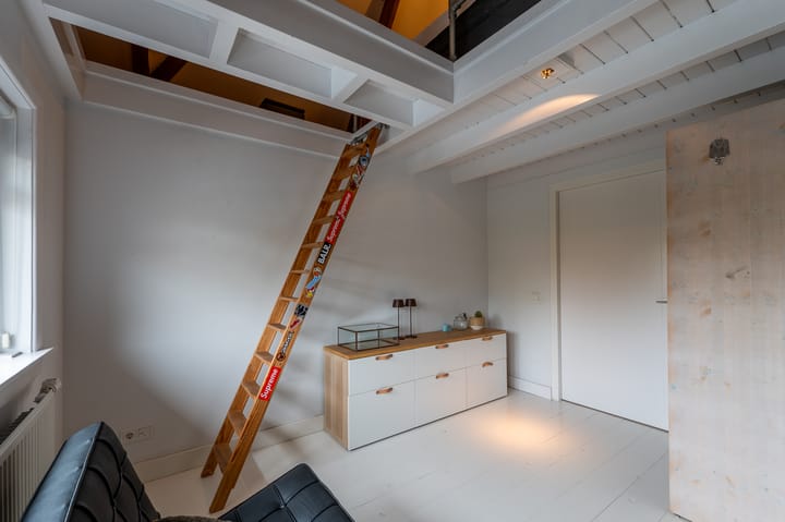 Foto 51 van De Ruyterstraat 9