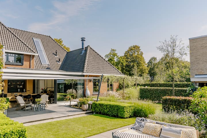 Foto 63 van De Ruyterstraat 9