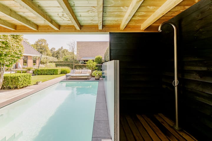 Foto 68 van De Ruyterstraat 9