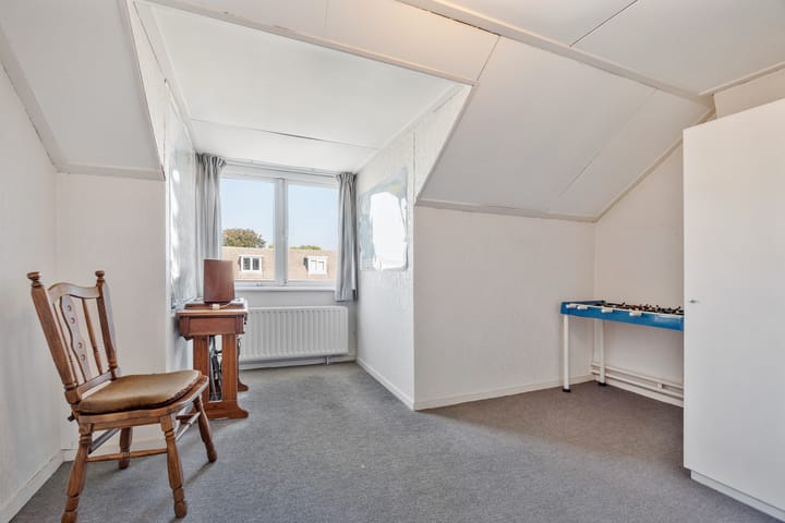 Photo 30 of Irenestraat 1