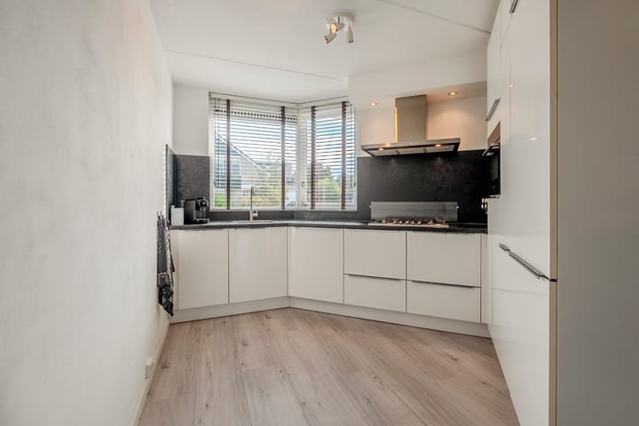 Foto 8 van Sacharovlaan 54