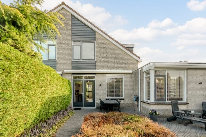 Foto 25 van Sacharovlaan 54