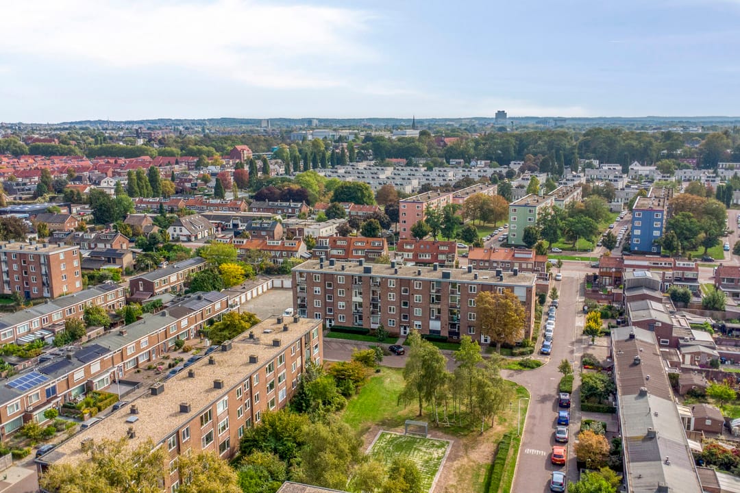 Foto 38 van Plutostraat 153