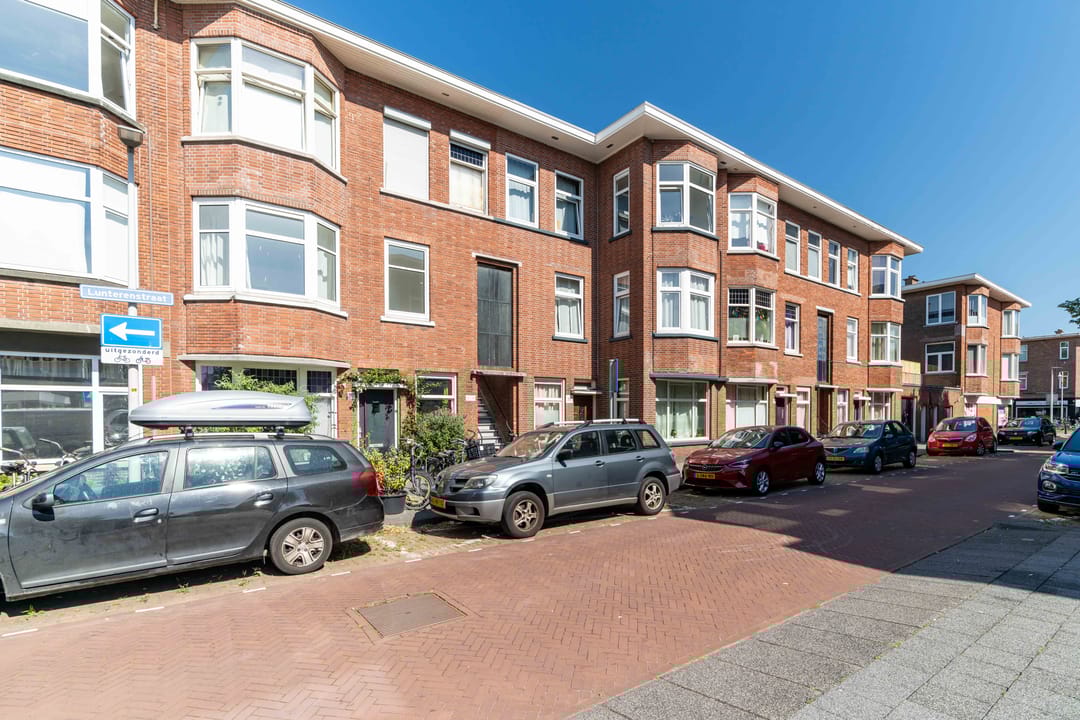 Photo 2 of Lunterenstraat 199