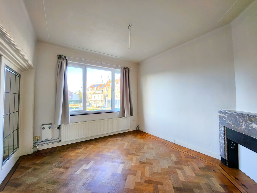 Photo 8 of Raadhuisstraat 6
