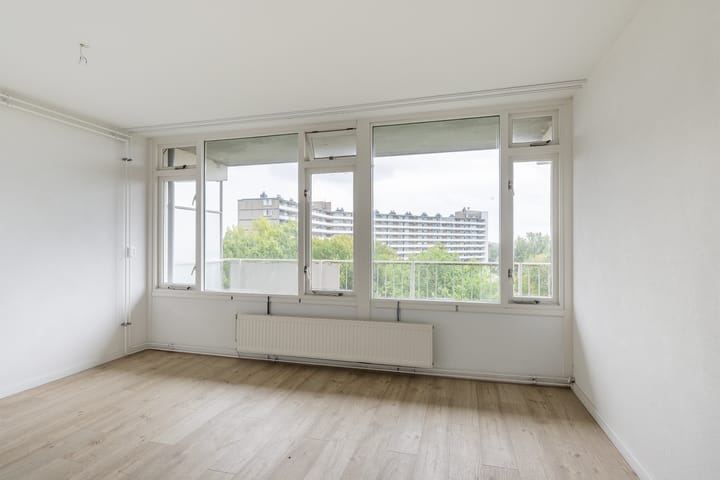 Foto 10 van Bachplein 311