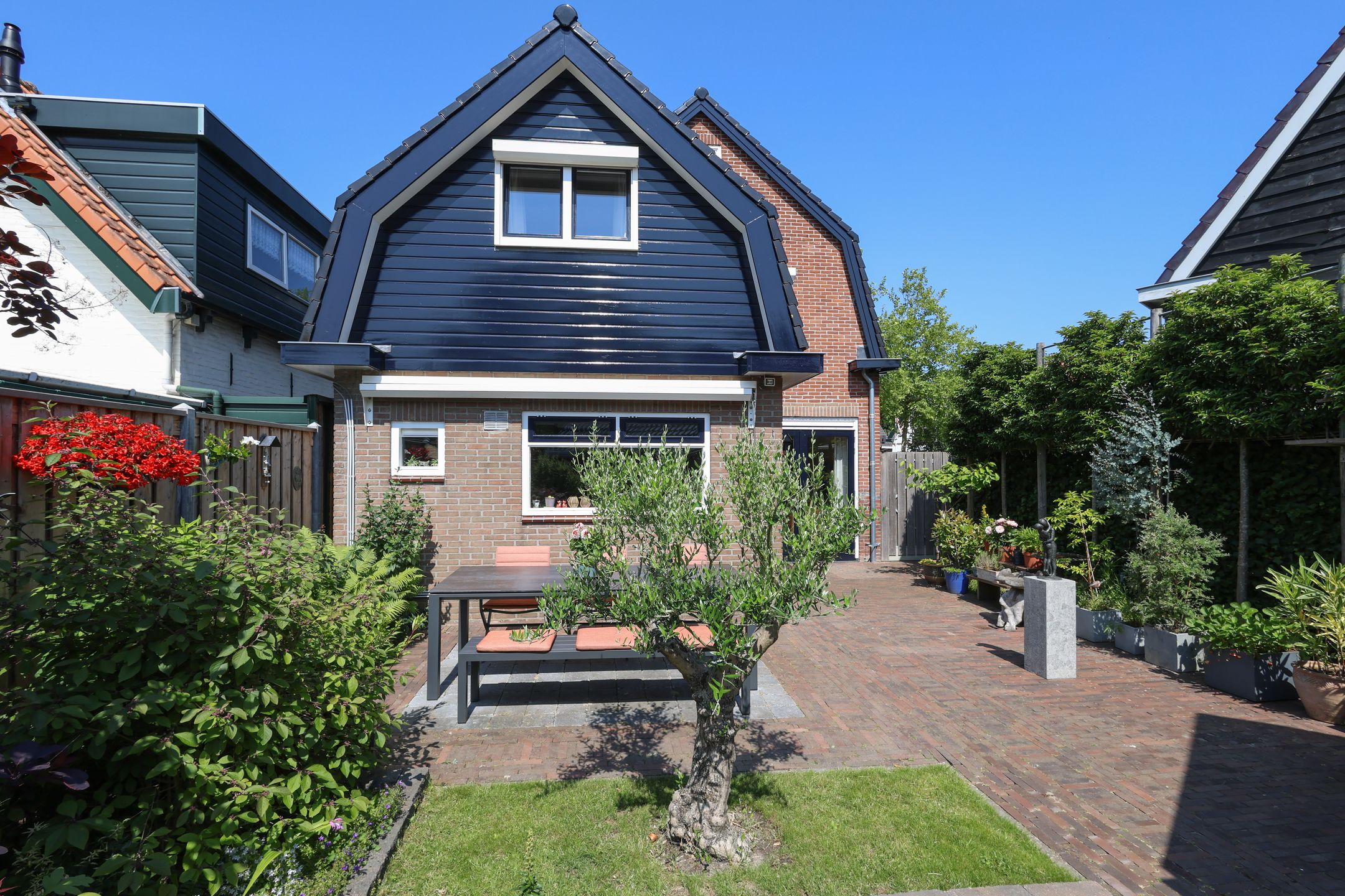 Foto 60 van v d Meerweg 1