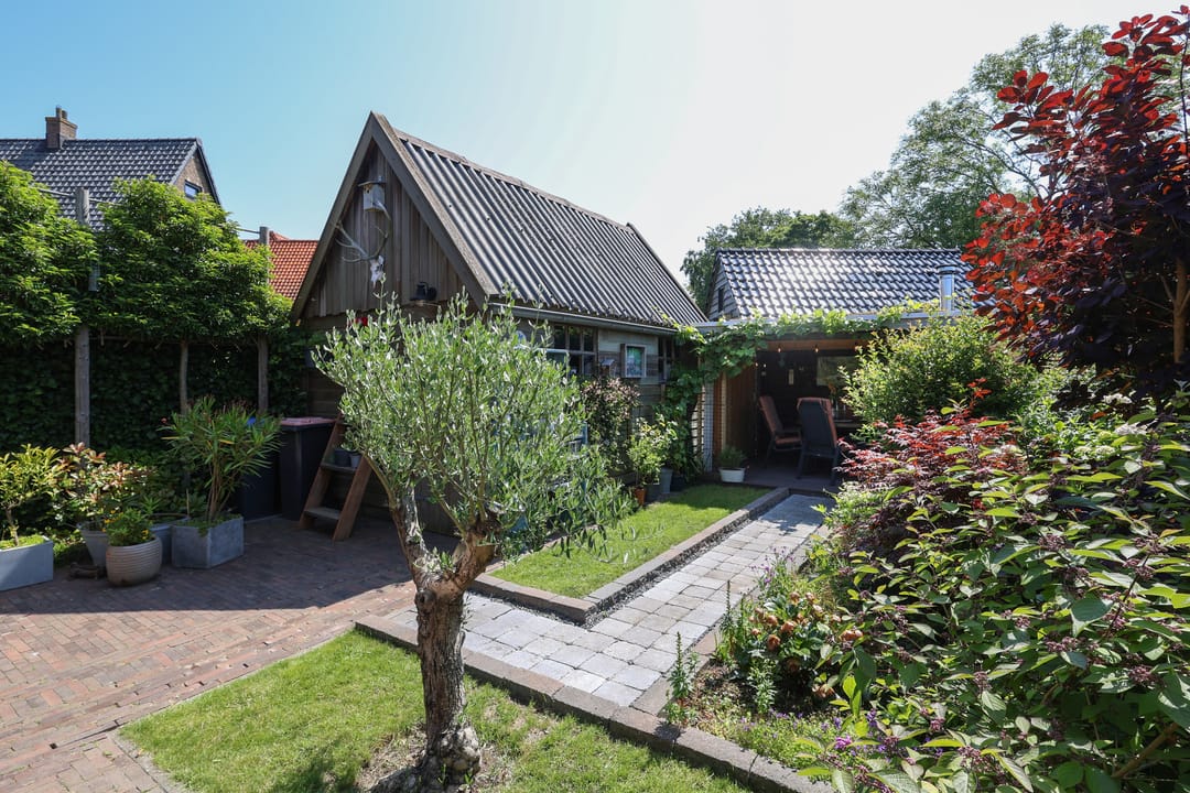 Foto 68 van v d Meerweg 1