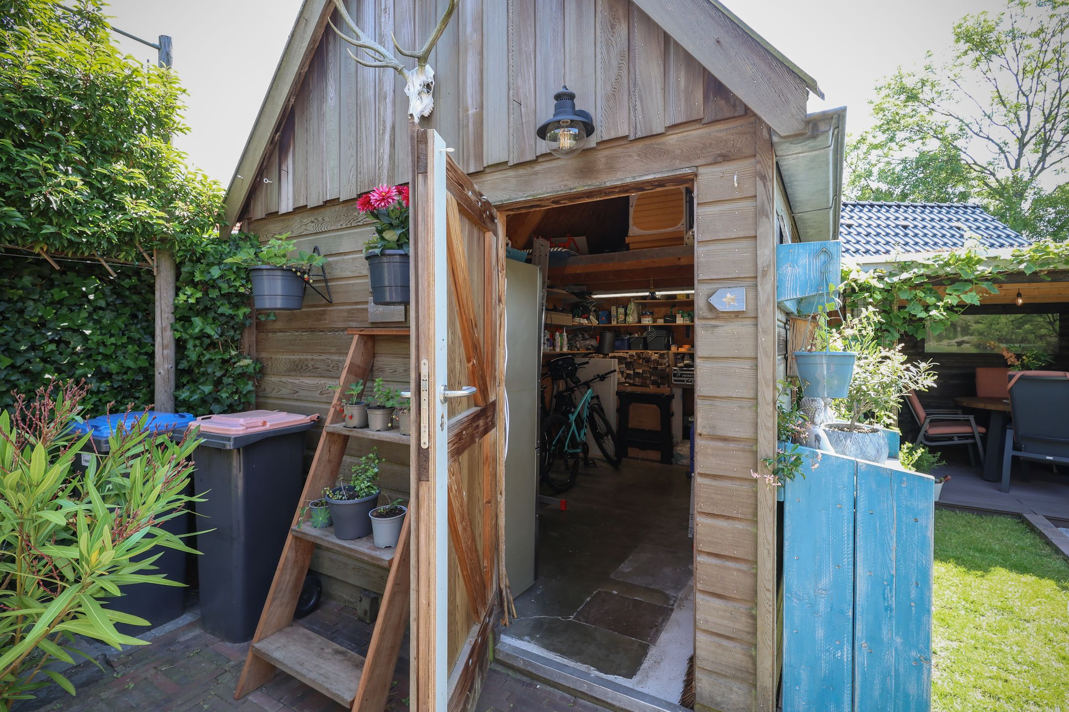 Foto 69 van v d Meerweg 1