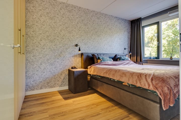 Foto 15 van Dirk Smorenberglaan 73