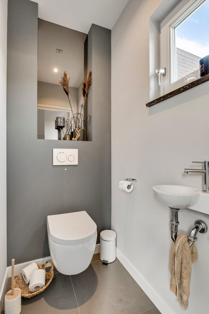 Foto 7 van Burg Spiertzstraat 13