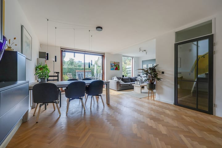 Photo 11 of Schipbeekstraat 4