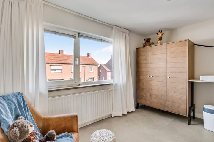 Foto 27 van Burg Spiertzstraat 13