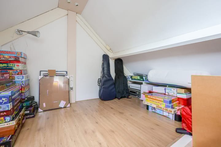 Photo 37 of Schipbeekstraat 4