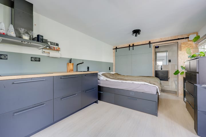 Photo 45 of Schipbeekstraat 4